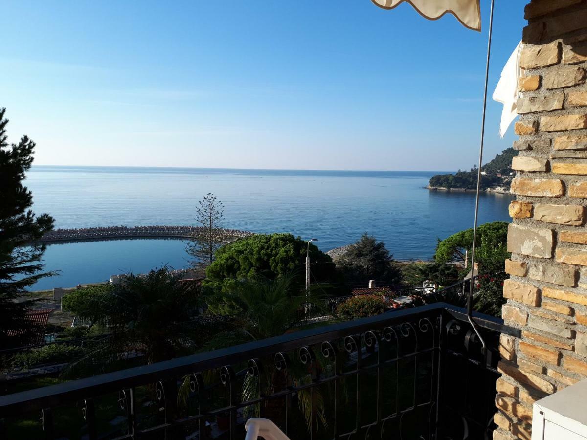 Rifugio Societa Semplice Appartement Ospedaletti Buitenkant foto